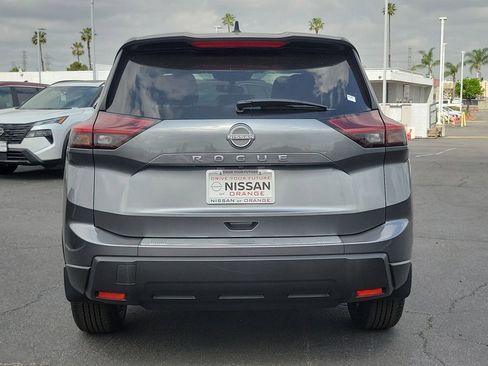 New 2026 Nissan Rogue SV FWD image 6