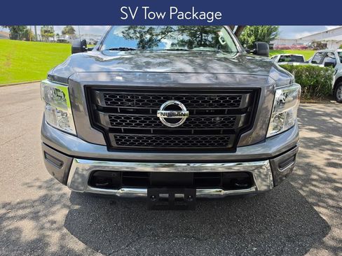Used 2021 Nissan Titan SV w/ SV Convenience Package AWD/4WD image 7