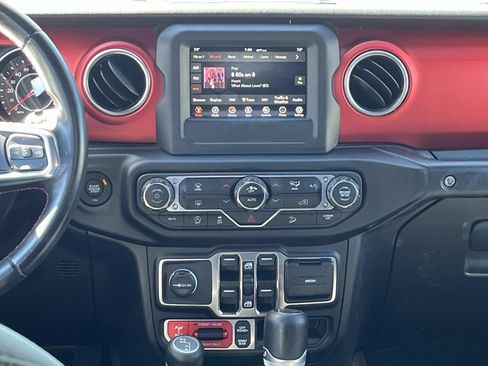 Used 2021 Jeep Wrangler Unlimited Rubicon image 16