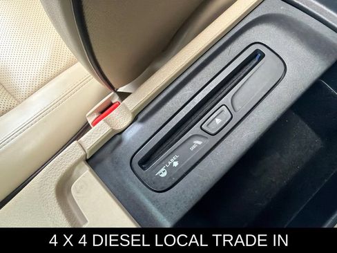 Used 2018 Jeep Grand Cherokee Overland AWD/4WD image 22