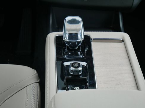 New 2026 Volvo XC90 B6 Plus AWD/4WD image 8