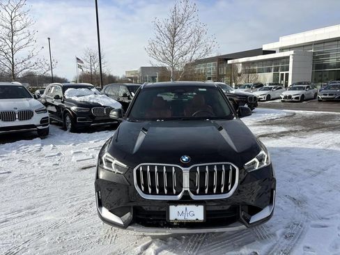 Used 2025 BMW X1 xDrive28i w/ Premium Package image 2