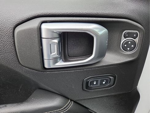 Used 2022 Jeep Wrangler Unlimited Sahara 4xe w/ Cold Weather Group image 13