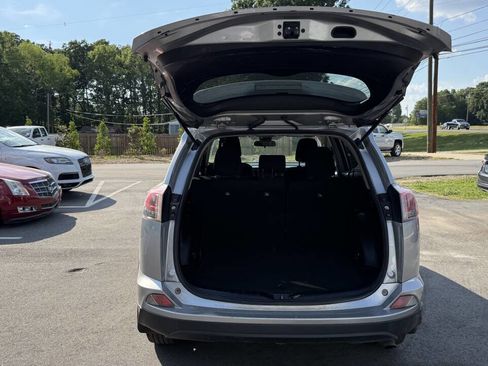 Used 2018 Toyota RAV4 LE w/ All Weather Liner Package AWD/4WD image 8