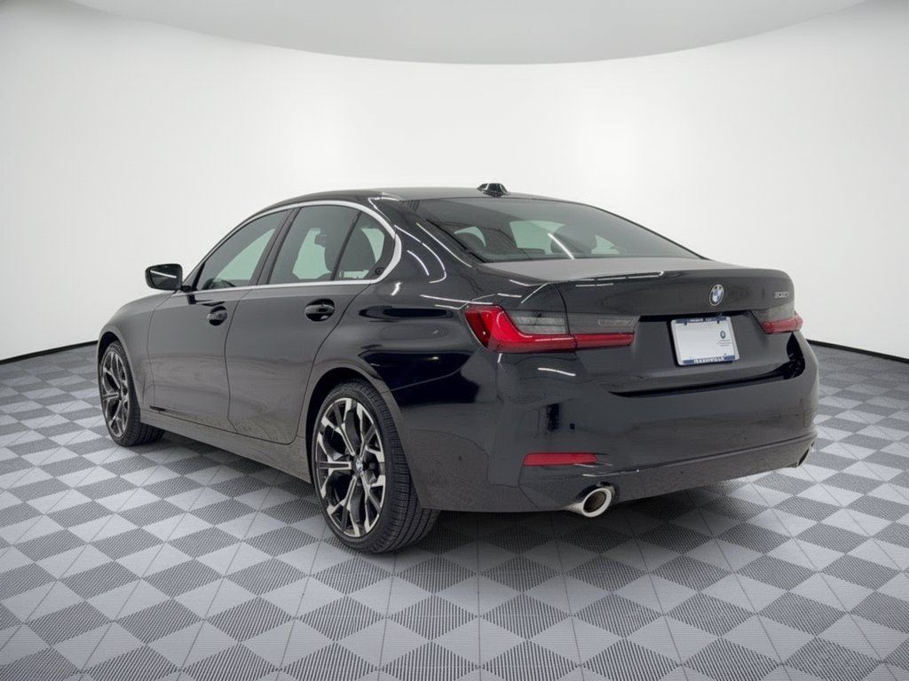 Used 2026 BMW 330i Sedan RWD image 3