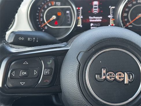 Certified 2021 Jeep Wrangler Unlimited Islander image 25