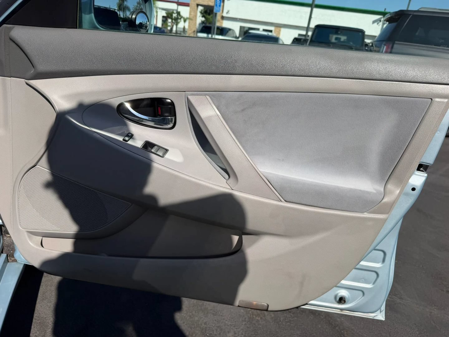 Used 2007 Toyota Camry LE FWD image 14