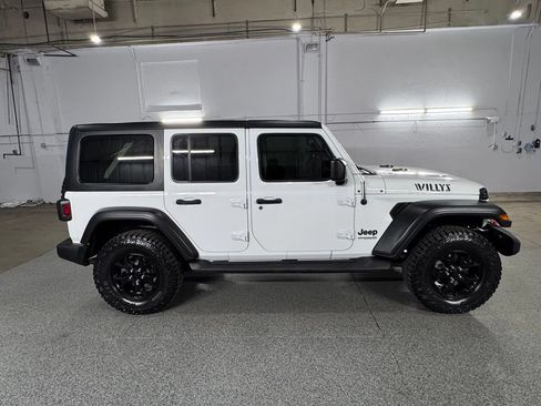 Used 2021 Jeep Wrangler Unlimited Sport AWD/4WD image 10