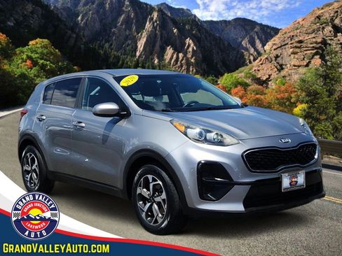 Used 2020 Kia Sportage LX FWD image 1