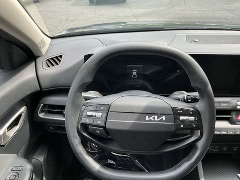 Used 2025 Kia K4 FWD image 30