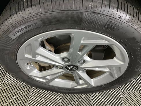 Used 2023 Hyundai Kona SEL image 10