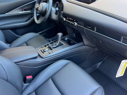 New 2026 MAZDA CX-30 AWD 2.5 S w/ Select Sport Pkg image 18