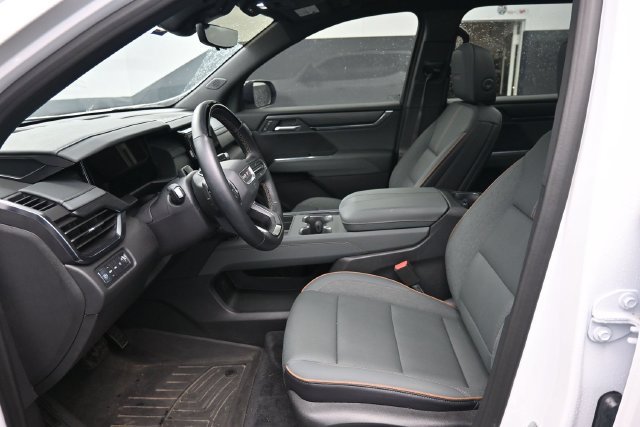 Used 2026 GMC Acadia AT4 w/ Super Cruise Package AWD/4WD image 20