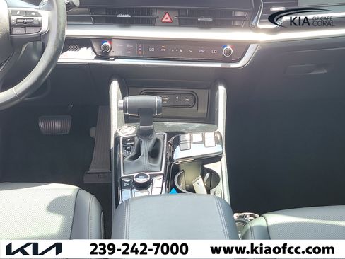 Certified 2025 Kia Sportage EX FWD image 18
