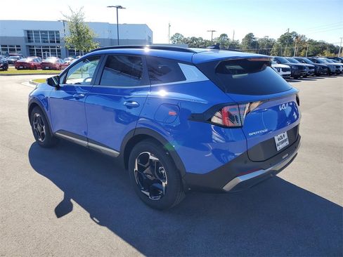 New 2026 Kia Sportage EX image 3