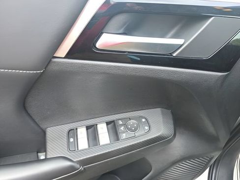 Used 2024 Mitsubishi Outlander SE AWD/4WD image 12