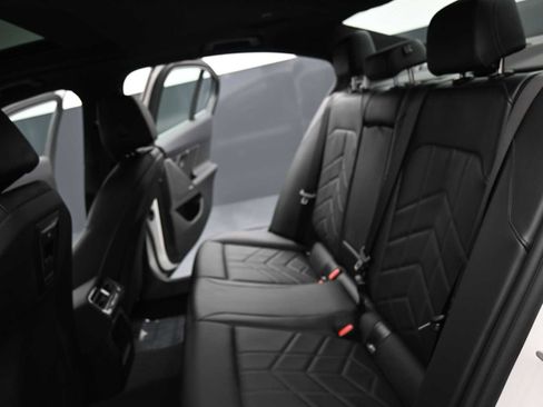 New 2026 BMW 530i w/ Convenience Package RWD image 12