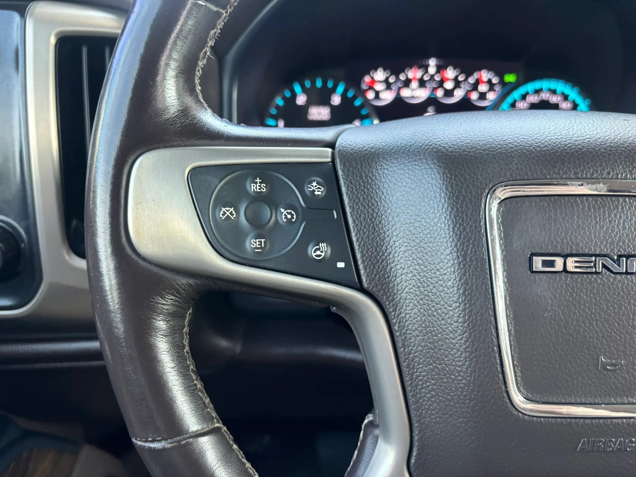Used 2019 GMC Sierra 3500 Denali w/ Duramax Plus Package AWD/4WD image 32