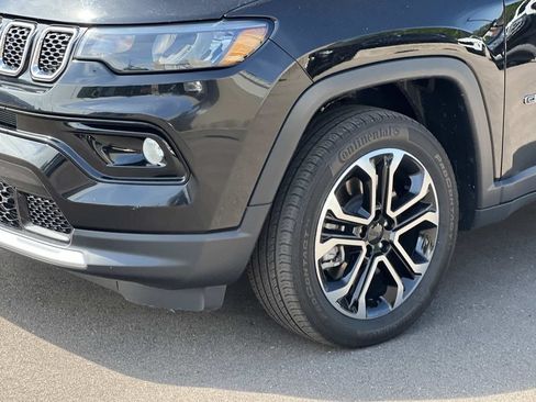 Certified 2023 Jeep Compass Limited AWD/4WD image 10