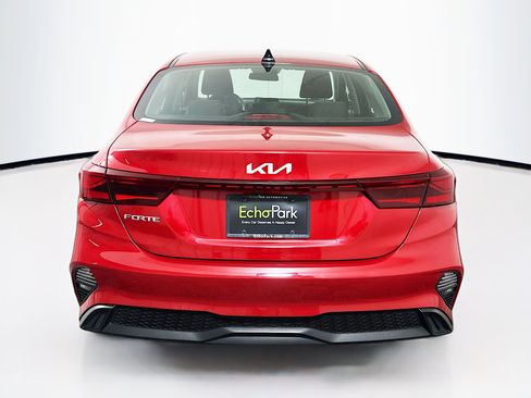 Used 2024 Kia Forte LXS image 7