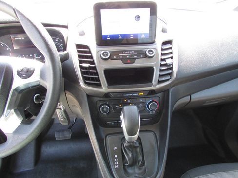 Used 2023 Ford Transit Connect XL image 16