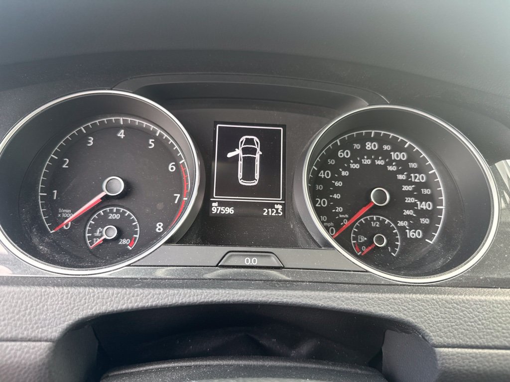 Used 2019 Volkswagen Golf Alltrack S AWD/4WD image 9