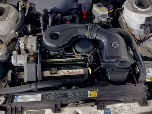 Used 1990 Cadillac Fleetwood 60 Special image 27