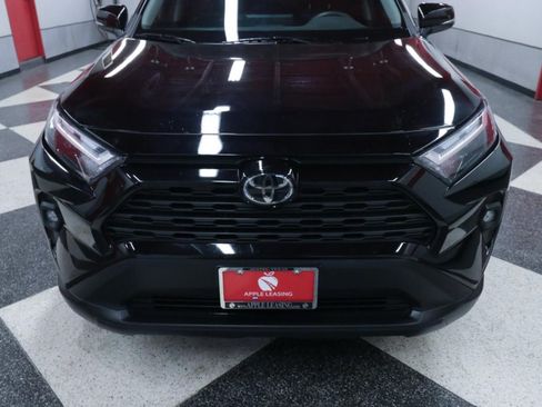 Used 2023 Toyota RAV4 XLE Premium FWD image 4