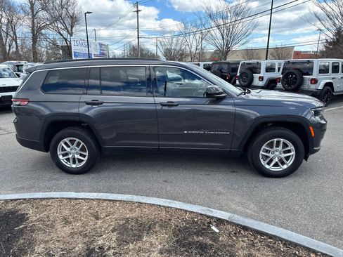 Used 2025 Jeep Grand Cherokee L Laredo w/ Luxury Tech Group I image 7