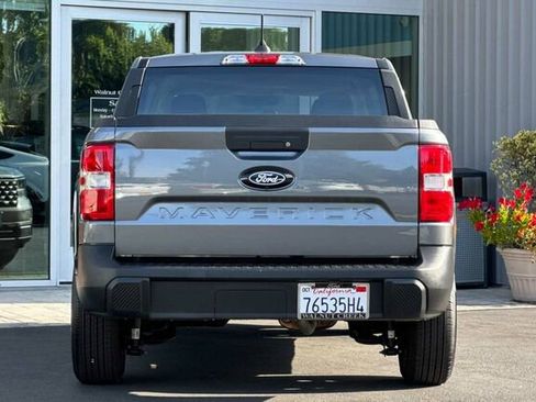 Certified 2025 Ford Maverick XL FWD image 5