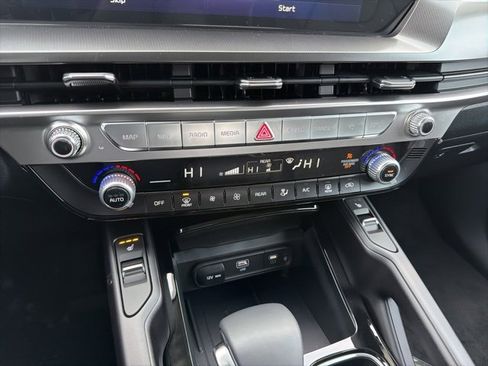 New 2025 Kia Telluride S image 17