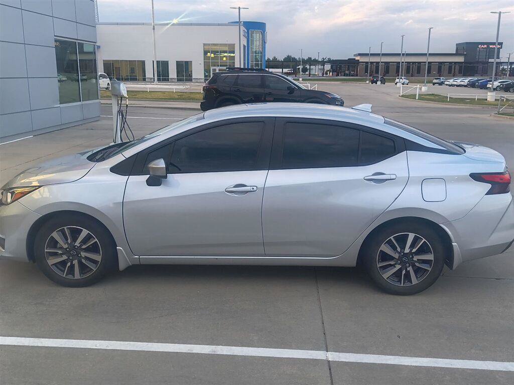 Used 2024 Nissan Versa SV w/ Trunk Package FWD image 1