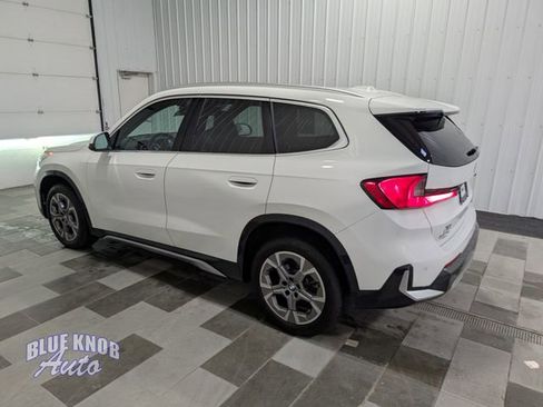Used 2025 BMW X1 xDrive28i AWD/4WD image 2