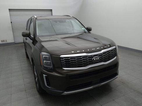 Used 2021 Kia Telluride EX w/ EX Premium Package FWD image 14
