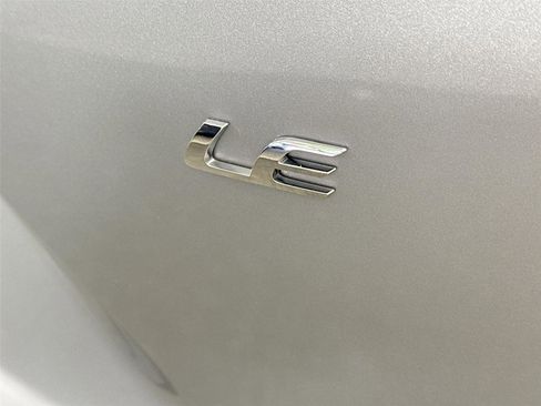Certified 2026 Toyota Corolla Cross LE FWD image 14