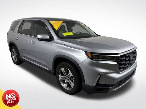 Used 2024 Honda Pilot EX-L image 1