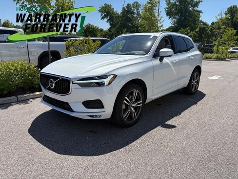 Used 2021 Volvo XC60 T5 Momentum w/ Advanced Package AWD/4WD image 1