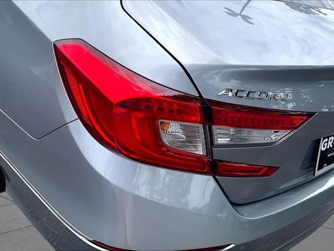 Used 2018 Honda Accord EX-L image 29