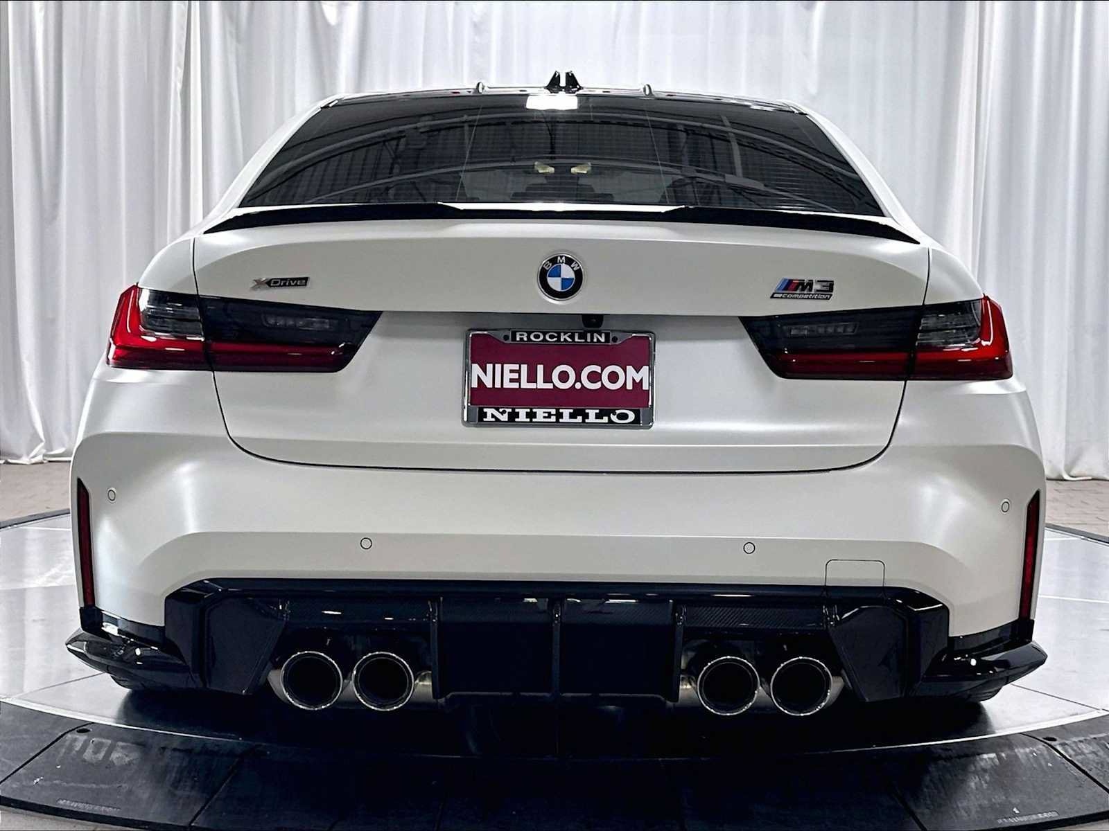 Used 2026 BMW M3 Competition w/ M Carbon Exterior Package AWD/4WD image 9