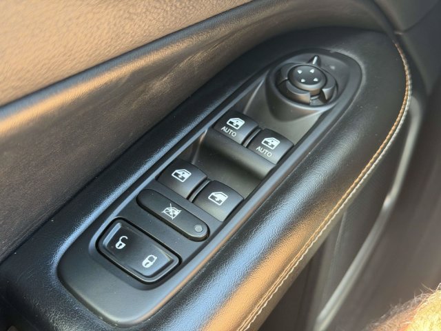 Used 2018 Jeep Compass Sport w/ Tech Group AWD/4WD image 24