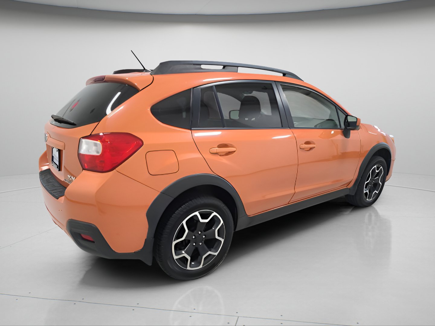 Used 2015 Subaru Crosstrek 2.0i Premium w/ Moonroof Package AWD/4WD image 6