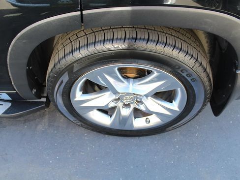 Used 2015 Toyota Highlander Limited Platinum AWD/4WD image 14
