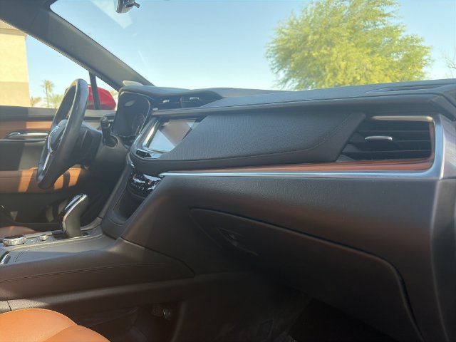 Used 2020 Cadillac XT5 Premium Luxury FWD image 30