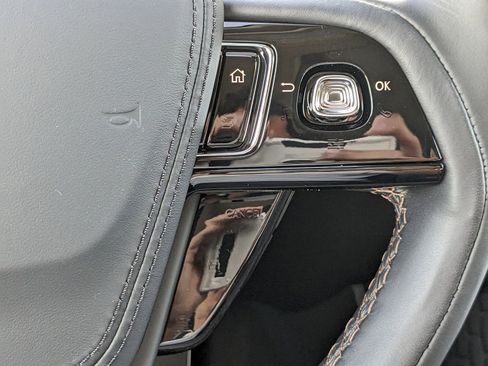 New 2025 Lincoln Aviator 2WD w/ Equipment Group 101A image 30