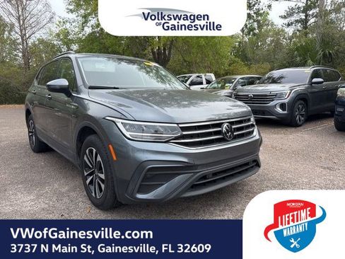 Used 2024 Volkswagen Tiguan S image 1