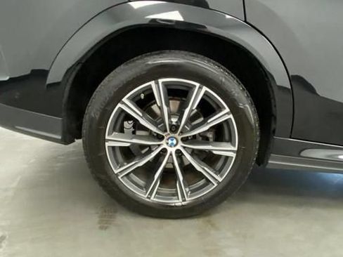 Used 2022 BMW X6 xDrive40i w/ M Sport Package AWD/4WD image 18