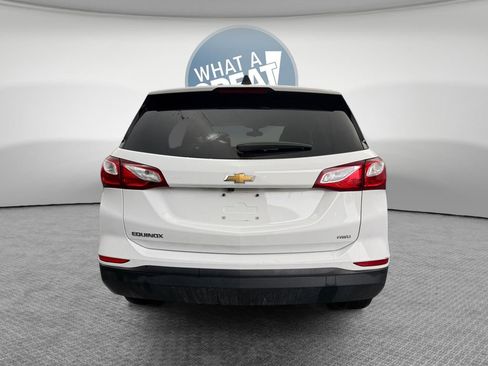 Used 2019 Chevrolet Equinox LS w/ LS Convenience Package image 5