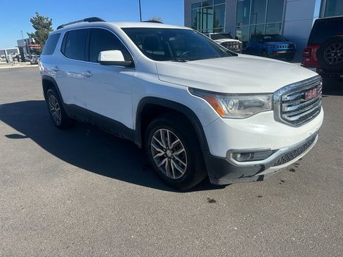 Used 2017 GMC Acadia SLE image 1