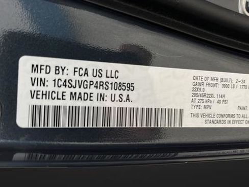 Used 2024 Jeep Grand Wagoneer Series III w/ HD Trailer Tow Package image 32