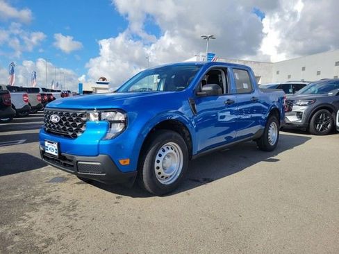 New 2025 Ford Maverick XL image 2